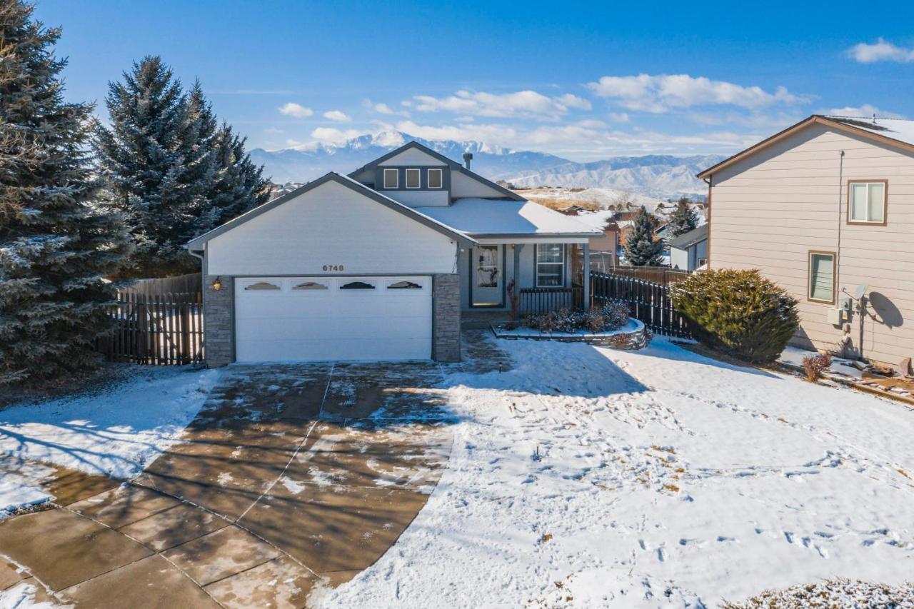 Cozy 4Br House With Peak Views In Colorado Springs Villa Esterno foto
